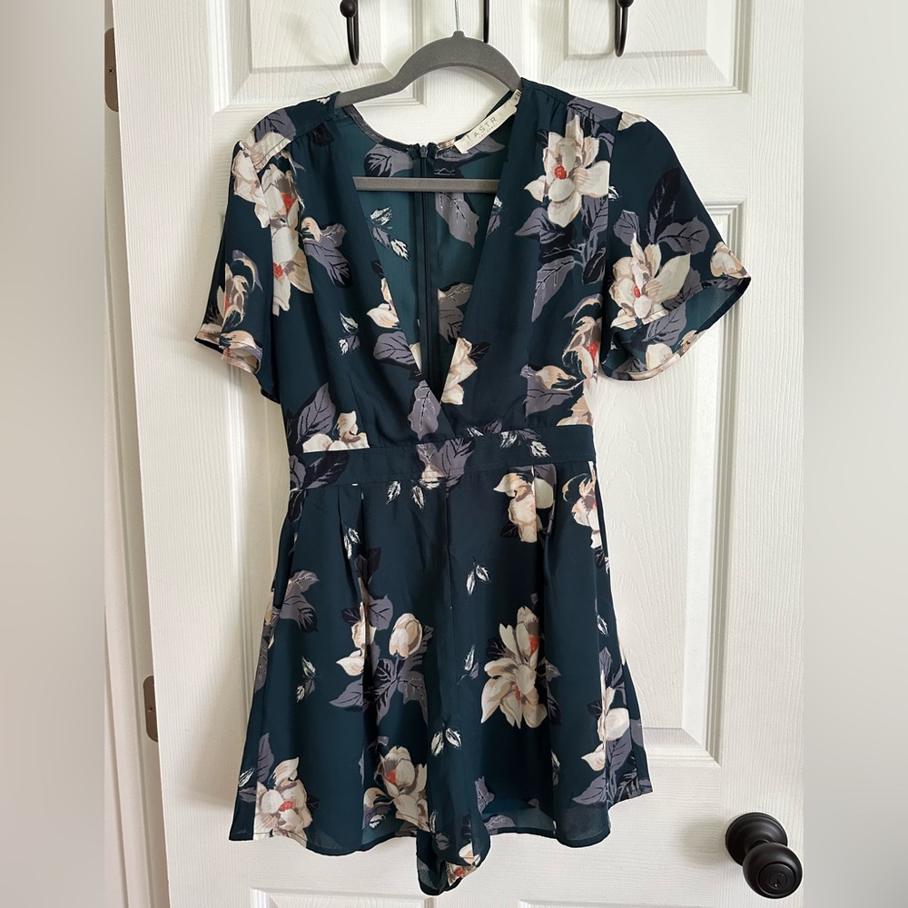 ASTR the Label Floral Romper